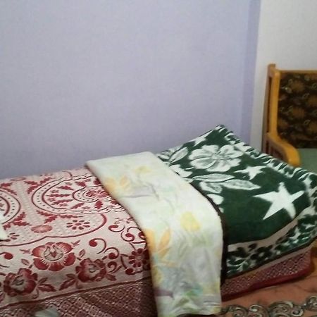 Zahrate Elfirdaos Rooms للرجال فقط Александрия Экстерьер фото